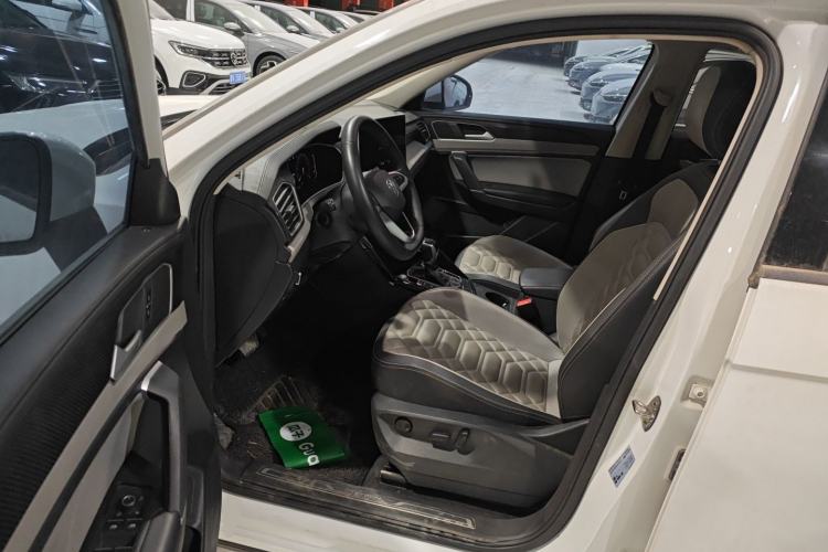 Used Volkswagen Tayron 2023 300TSI Two-Wheel-Drive Luxury Plus Advanced Edition
