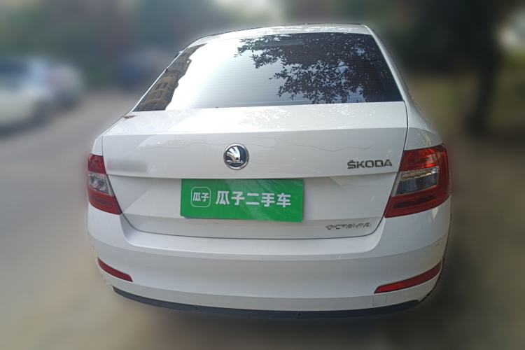 Used Skoda Octavia 2017 1.6L Manual Trend Edition
