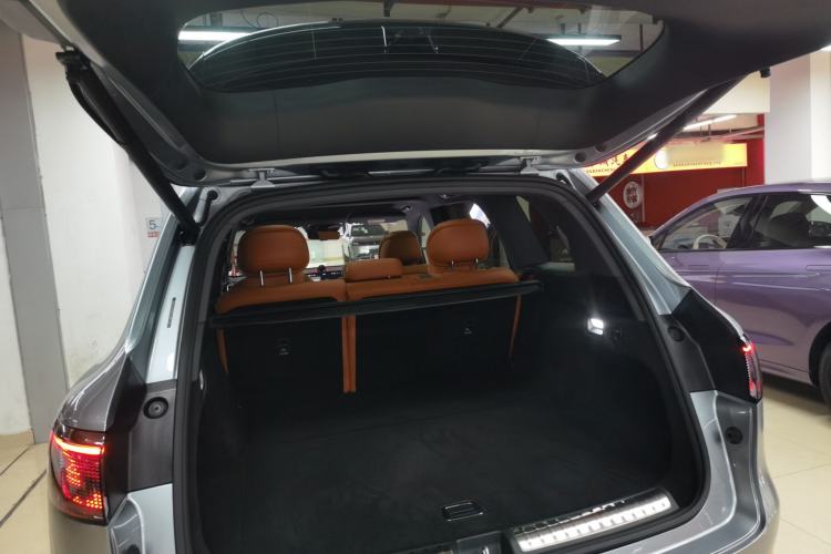 Used Hima AITO M8 2025 Extended-Range Ultra Version 53.4 kWh 5-Seater Edition