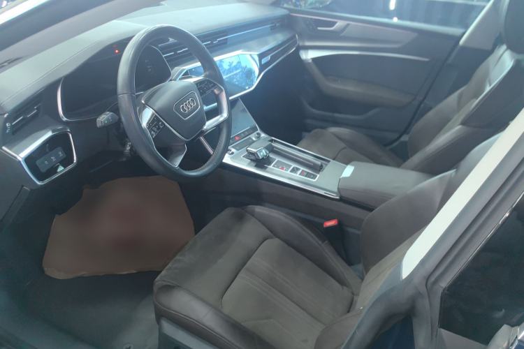 Used Audi A7L 2022 45 TFSI S-line Dream-Building Edition
