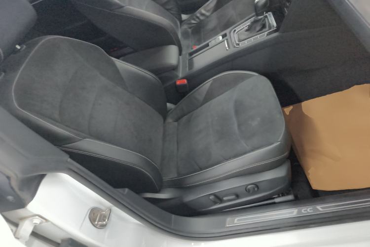 Used Volkswagen FAW-Volkswagen CC 2020 330TSI Huayan Edition China VI Standard
