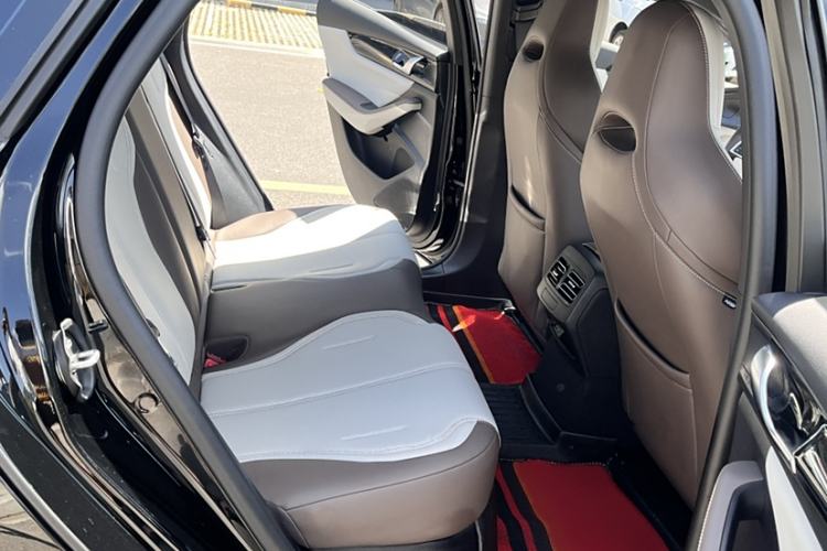 Used BYD Qin PLUS 2024 HONOR Edition DM-i 55KM Leading Model
