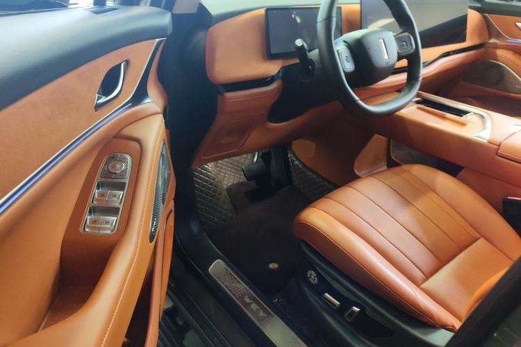 Used Wey Lanshan 2025 Four-Wheel Drive Ultra