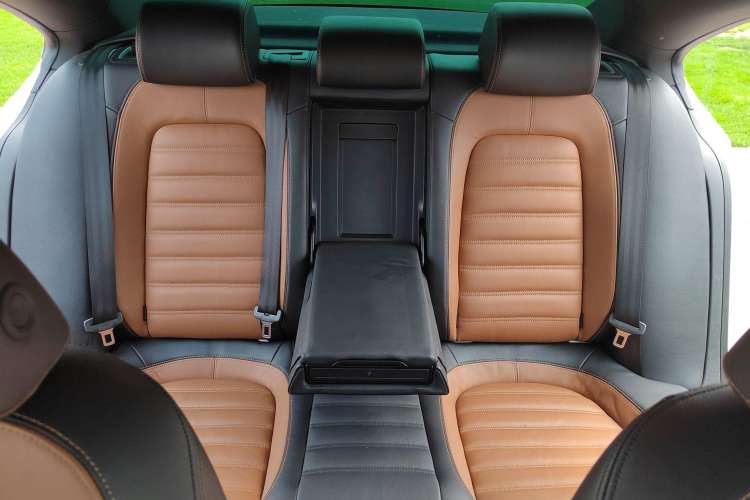 Used Volkswagen FAW-Volkswagen CC 2015 1.8TSI Luxury Model
