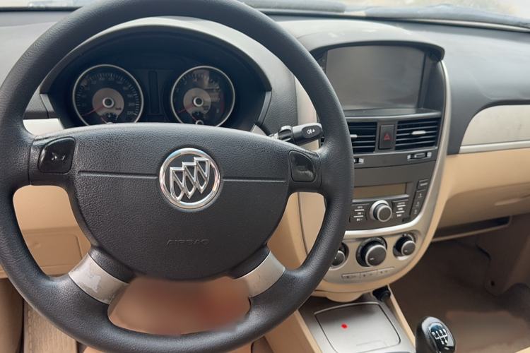 Used Buick Excelle 2013 1.5L Manual Classic Model
