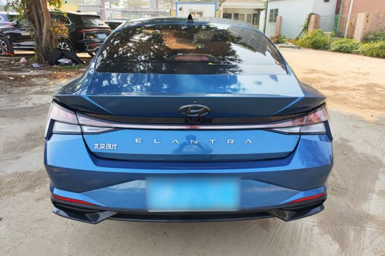 Used Hyundai Elantra 2022 1.5L CVT LUX Prestige Edition
