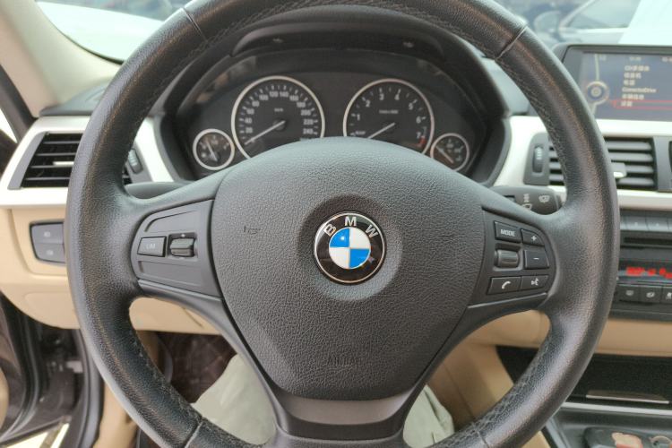 Used BMW 3 Series 2014 320Li Fashion Model
