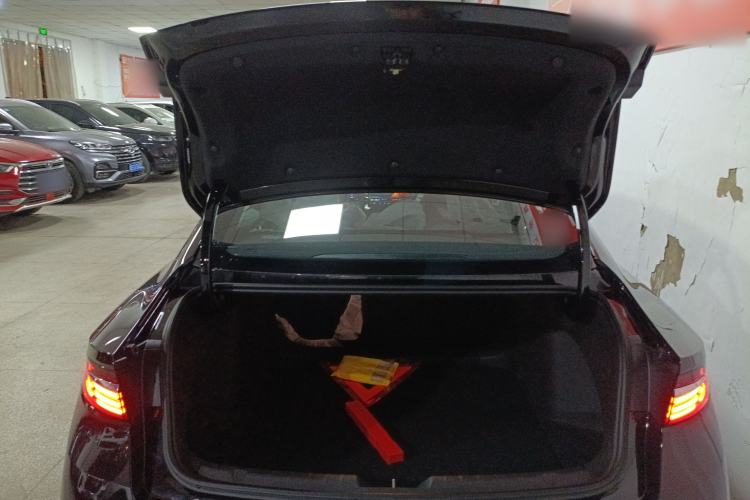 Used Geely Auto Preface 
