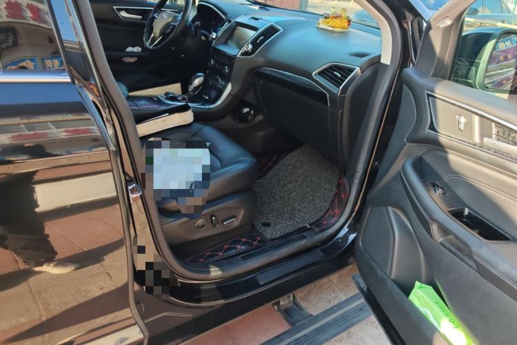 Used Ford Edge 2015 2.0T GTDi 4x4 High-Grade Model
