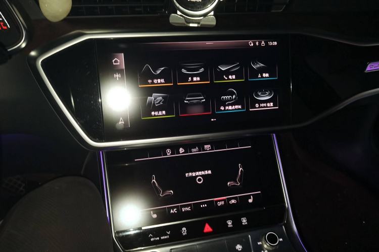 Used Audi A6 2020 allroad quattro Explorer 55 TFSI Prestige Off-Road Model
