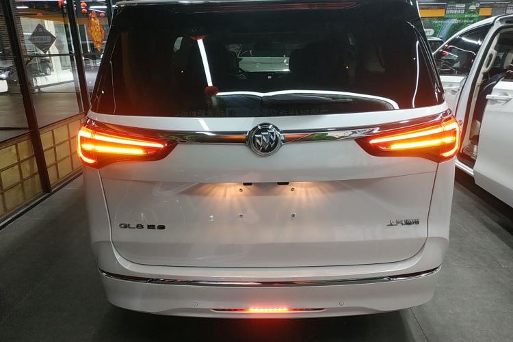 Used Buick GL8 2022 ES Landtrek 653T Flagship Model
