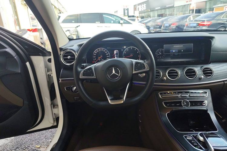 Used Mercedes-Benz E-Class 2018 Facelift E 200 L Sport Edition
