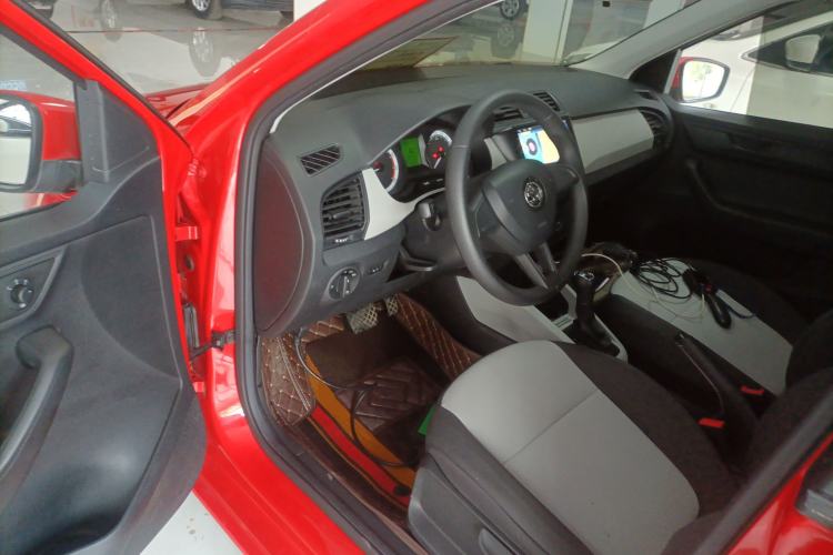 Used Skoda Fabia 2017 1.4L Automatic Car Enjoy Edition