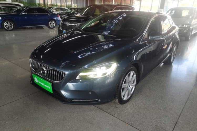 Used Volvo V40 2018 T4 Zhiya Edition