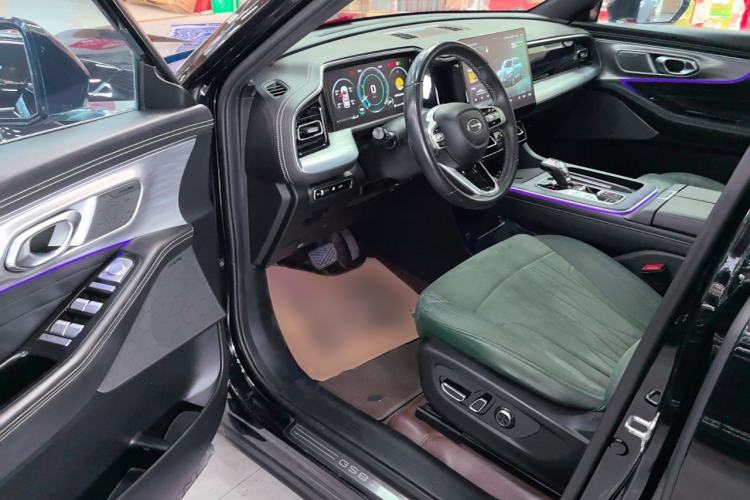 Used GAC Trumpchi GS8 2022 Flagship Series 2.0 TGDI Four-Wheel Drive Luxury Smart Connectivity Version (7 Seats)
