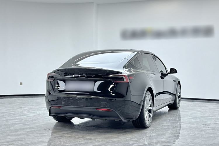 Used Tesla Model 3 2023 Rear-Wheel-Drive Version
