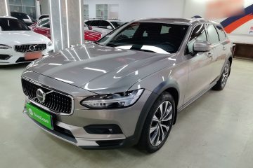 Used Volvo V90 2021 Cross Country B5 AWD Smart Range Edition