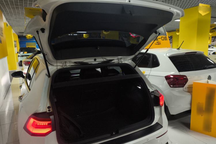 Used Volkswagen Golf 2023 Facelift 280TSI DSG R-Line Lite