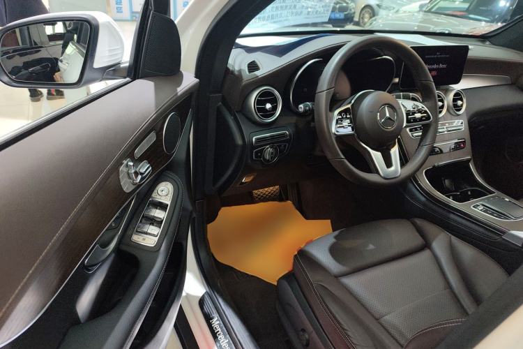 Used Mercedes-Benz GLC 2021 GLC 260 L 4MATIC Luxury Model
