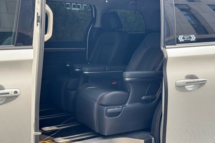 Used GAC Trumpchi M8 2023 Lingxiu Series 390T Prestige Edition
