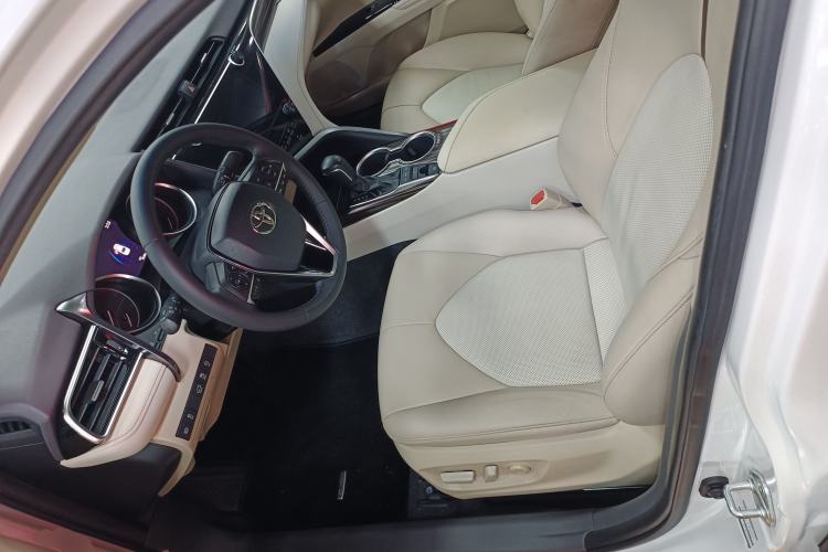 Used Toyota Camry 2019 Revised Version 2.5G Luxury Edition
