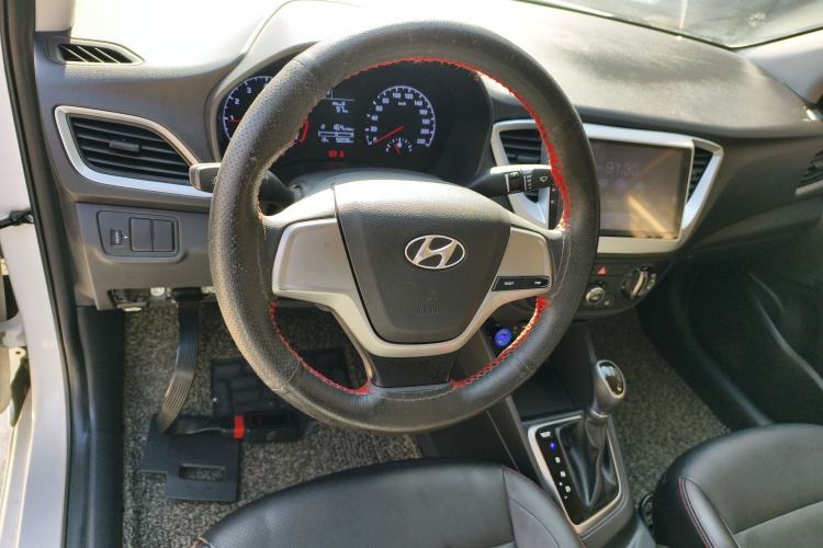 Used Hyundai Verna 2016 1.4L Automatic Cool Edition GLS
