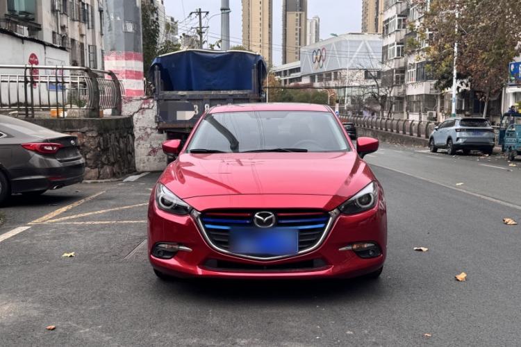 Used Mazda Mazda 3 Axela 2017 Sedan 1.5L Automatic Luxury Model Emission Standard China V
