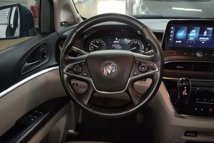 Used Buick GL8 2021 Land Cruiser Executive Class 652T Luxury Model