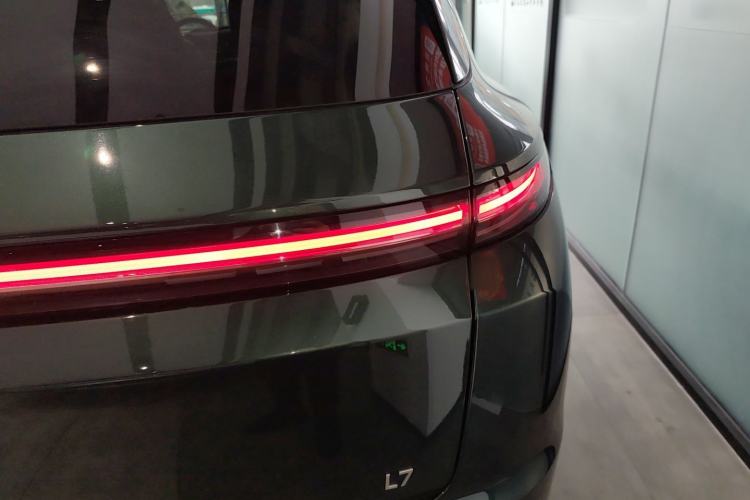 Used Li Auto L7 2023 Pro Model
