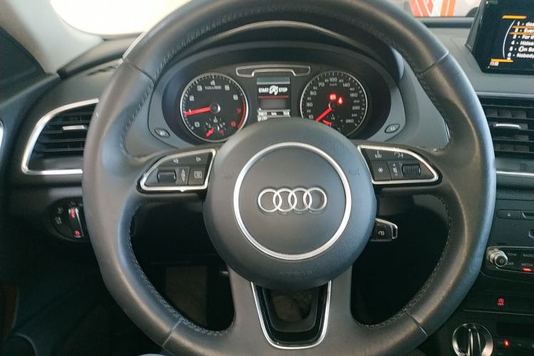 Used Audi Q3 2015 35 TFSI quattro Technology Edition
