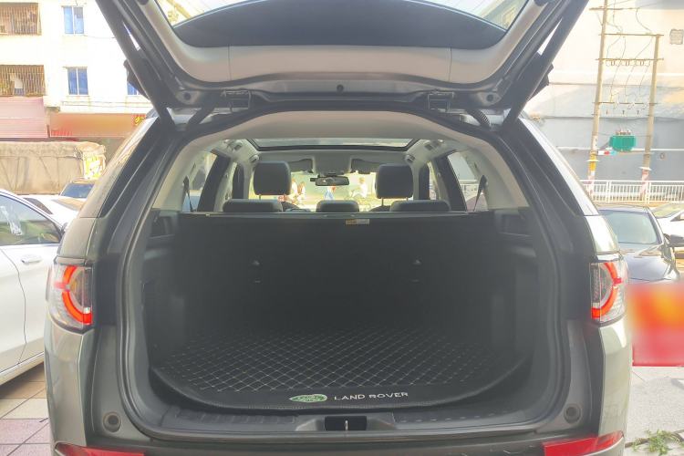 Used Land Rover Discovery Sport 2018 240 PS SE Version