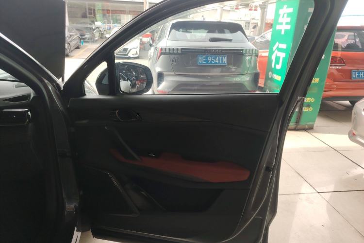 Used Lynk & Co 06 2020 1.5T JinPro model
