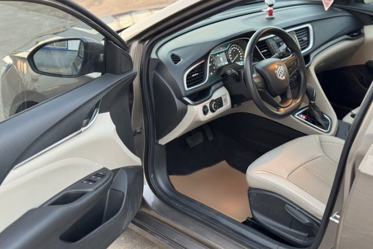 Used Buick GT 2017 15N Automatic Elite Version
