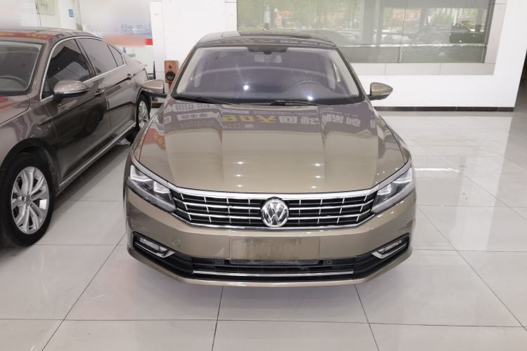 Used Volkswagen Passat 2017 330TSI DSG Luxury Edition
