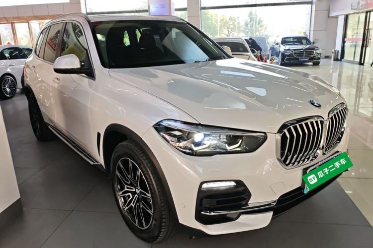 Used BMW X5 2019 xDrive40i Base Model Middle East
