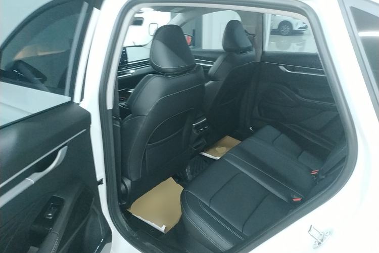 Used Geely Auto Emgrand 2025 4th Generation 1.5L CVT Starry Edition