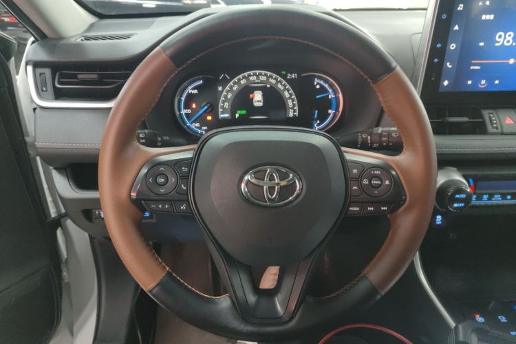 Used Toyota RAV4 2022 Dual-Engine 2.5L E-CVT Two-Wheel Drive Elite Edition
