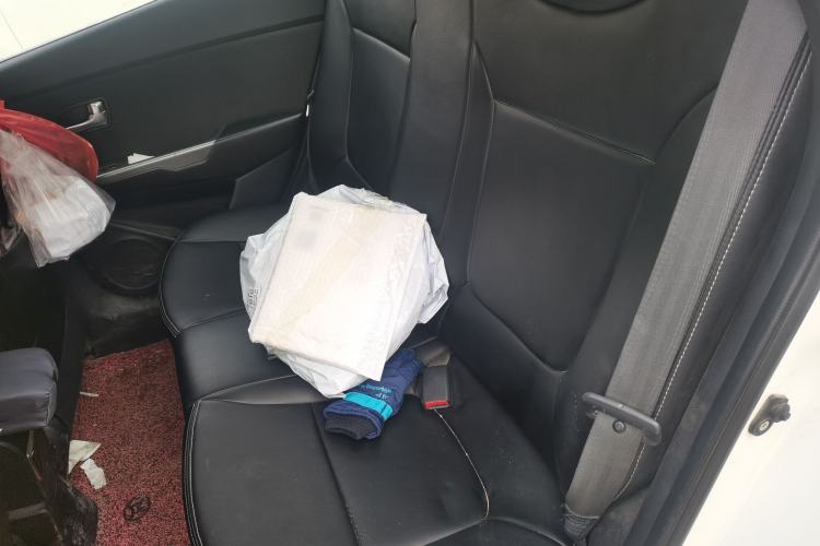 Used Kia K2 2015 Sedan 1.4L MT GLS
