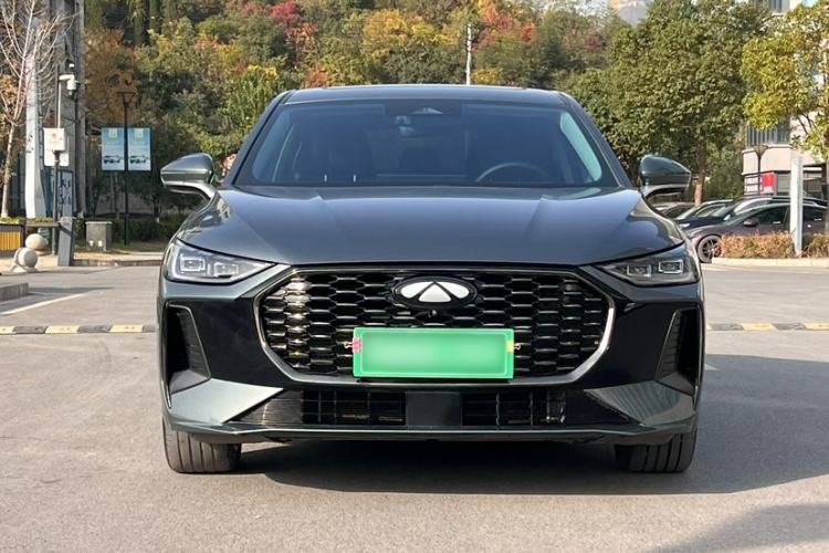 Used Chery Fengyun A8L 2025 1.5 TGDI 145 km Luxury Version
