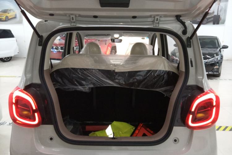 Used Wuling Hongguang MINIEV 2025 Four-Door Version Advanced Edition
