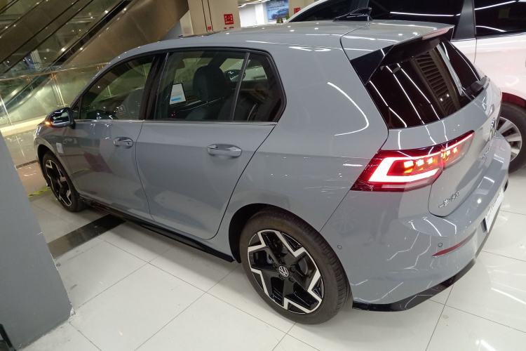 Used Volkswagen Golf 
