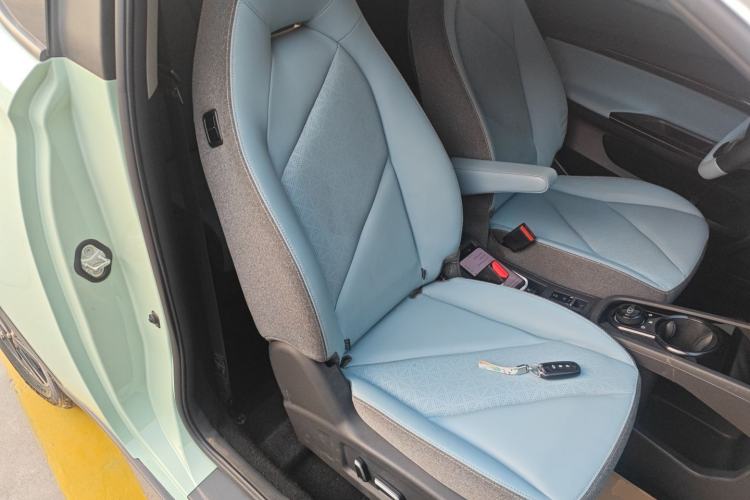 Used Chery Little Ant 2022 Restyled Version Sweet Pink Edition Half-Sugar Version 28.8 kWh 30 kW 301 km
