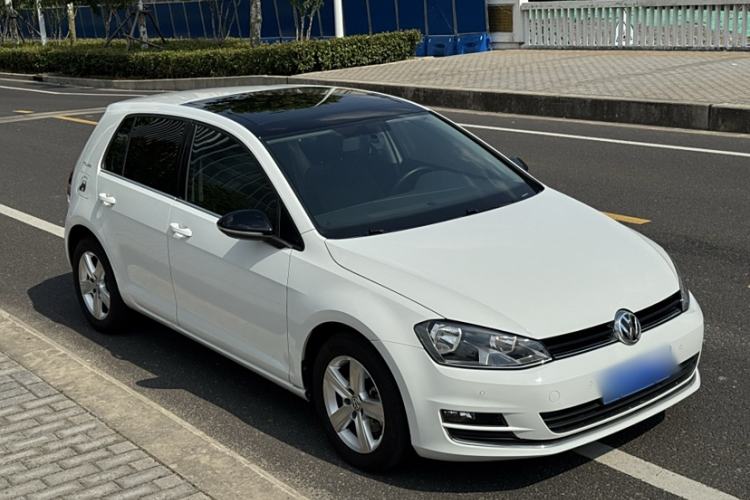 Used Volkswagen Golf 2017 230TSI Automatic Comfort Edition – Celebrating Milestone of One Million Units

