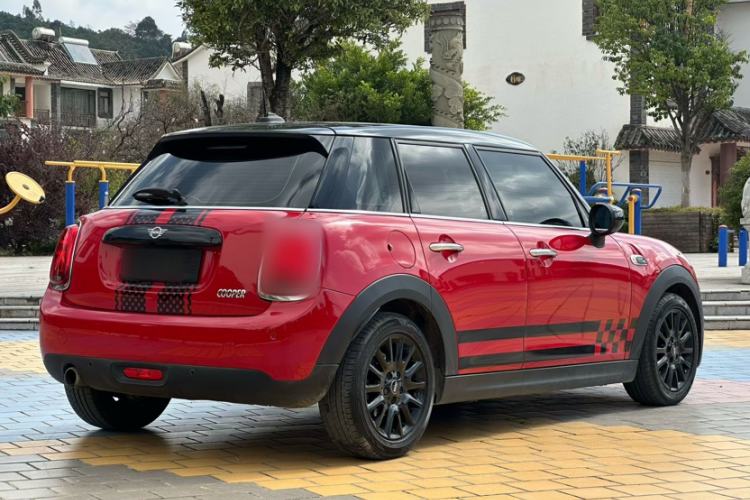 Used  MINI 2019 1.5T COOPER Classic Edition Five-Door Version
