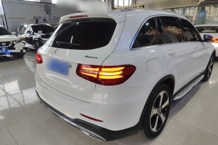 Used Mercedes-Benz GLC 2018 Facelift GLC 260 4MATIC Luxury Edition
