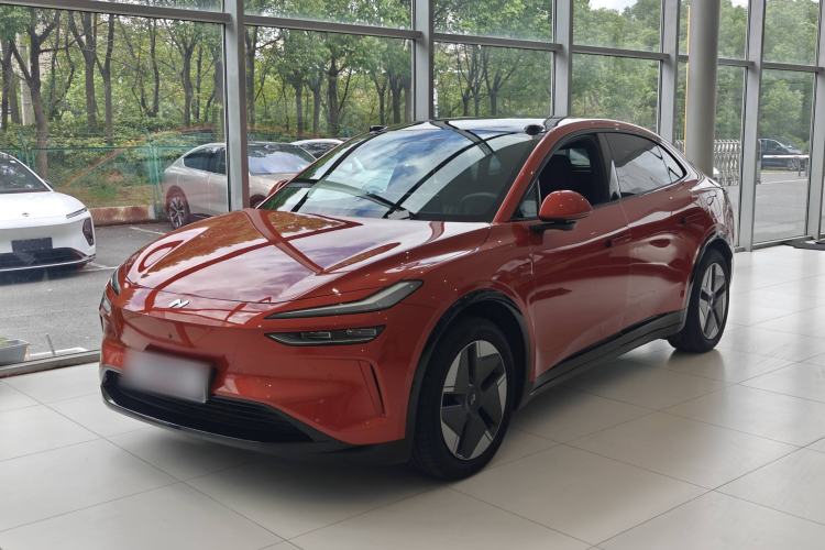 Used ONVO L60 2024 60 kWh All-Wheel Drive
