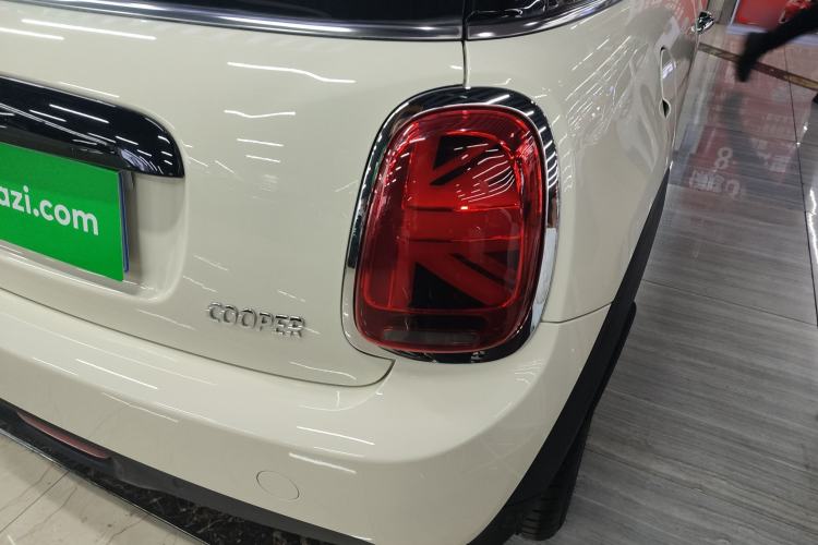 Used  MINI 2018 1.5T COOPER Classic Edition
