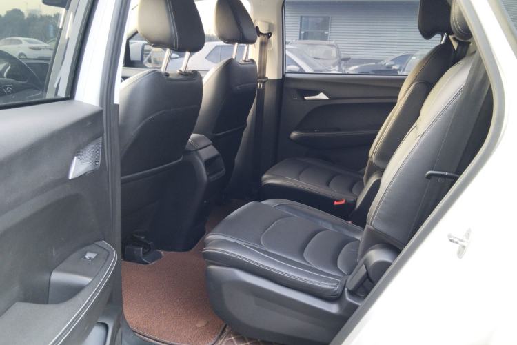 Used Baojun 530 2020 1.5T Manual Luxury Version 6 Seats
