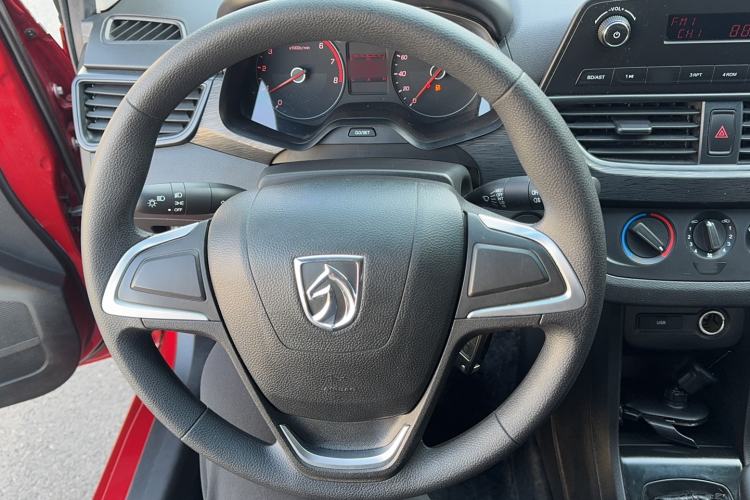 Used Baojun 310 2016 1.2L manual Comfort trim level