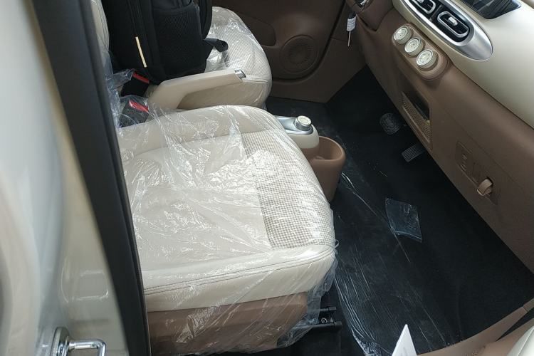 Used Wuling Hongguang MINIEV 2025 Four-Door Version Advanced Edition
